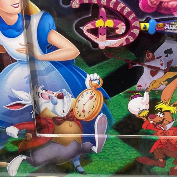 Disney Alice in Wonderland Key Frame - Picture 6 of 6